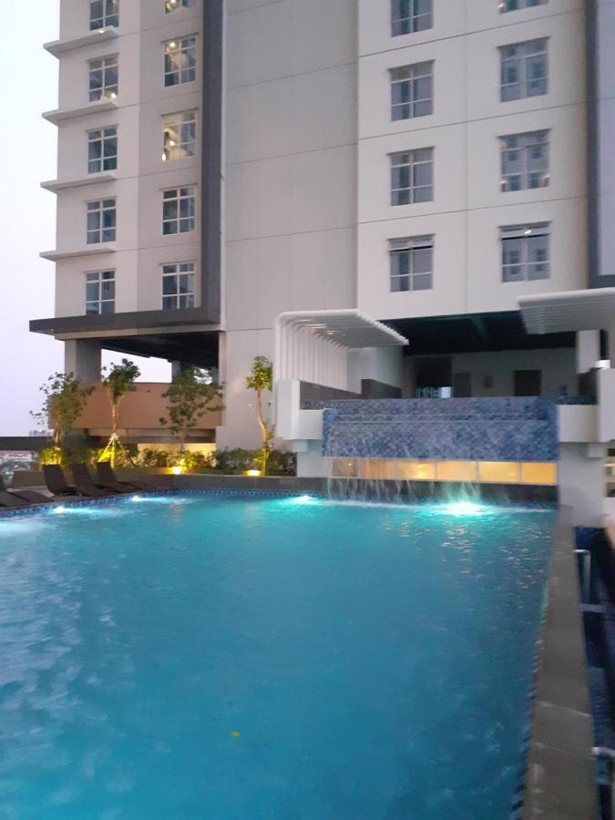 Bess Mansion Apartment, 16Th Floor Surabaia Exterior foto